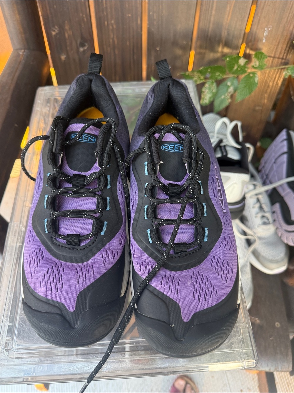 KEEN Women's Purple and Black Trail Sneakers
